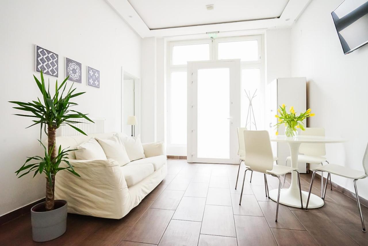 Wonderful Big Apartment Near Yppen Market Wien Eksteriør billede