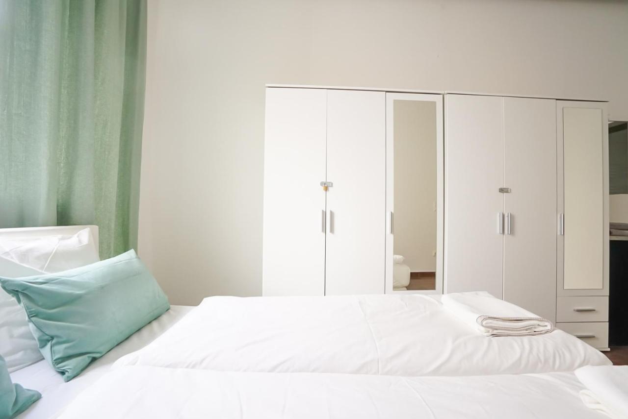 Wonderful Big Apartment Near Yppen Market Wien Eksteriør billede