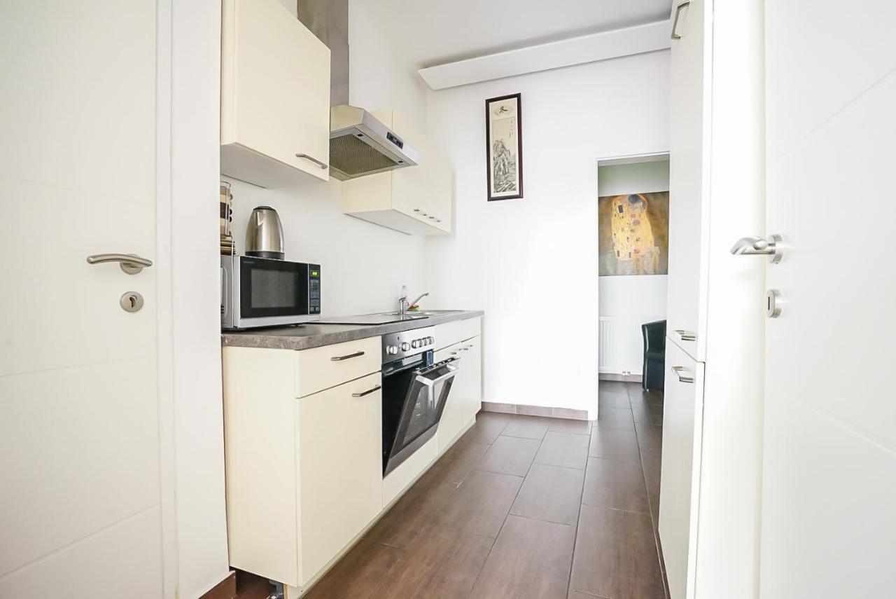 Wonderful Big Apartment Near Yppen Market Wien Eksteriør billede