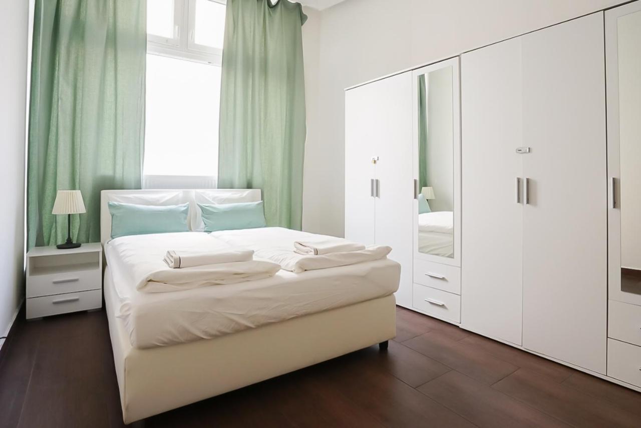 Wonderful Big Apartment Near Yppen Market Wien Eksteriør billede
